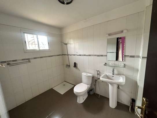Appartement à louer F3 RÉSIDENCE AXA image 14