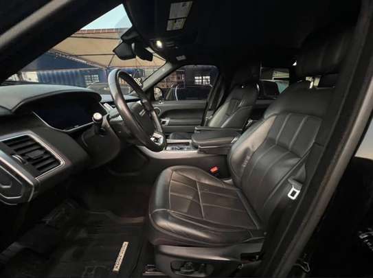 Range RoverSport 2019 image 9