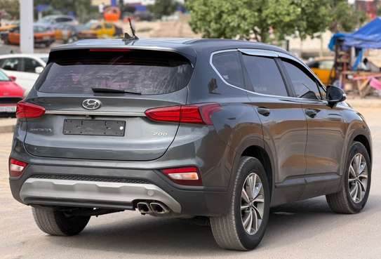 HYUNDAI SANTAFEE 2.0 2019 image 5