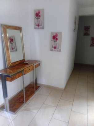 Appartement meublé de 2 chambres salon avec ascenseur image 3