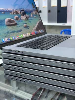 MacBook Pro 2021 M1 Pro 32go ram 16 pouce image 2