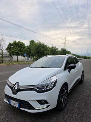 Renault Clio Berline Blanche Toit Ouvrant Jantes Alliage image 11