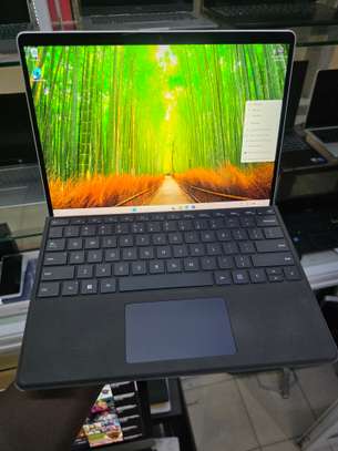 Microsoft Surface Pro 9 i7 image 2