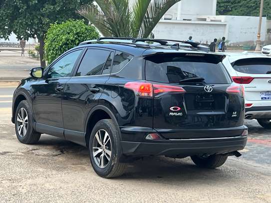 Toyota Rav4 2018 image 5