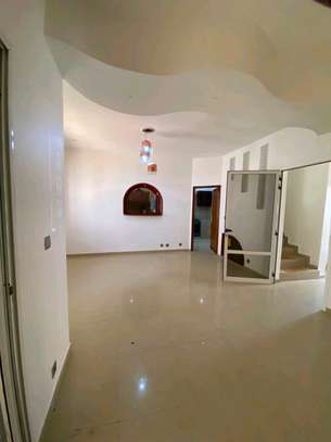 Villa a louer Vdn exclusif image 7