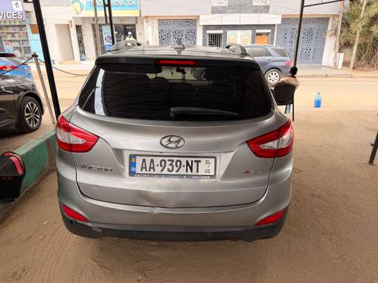 Hyundai Tucson image 3