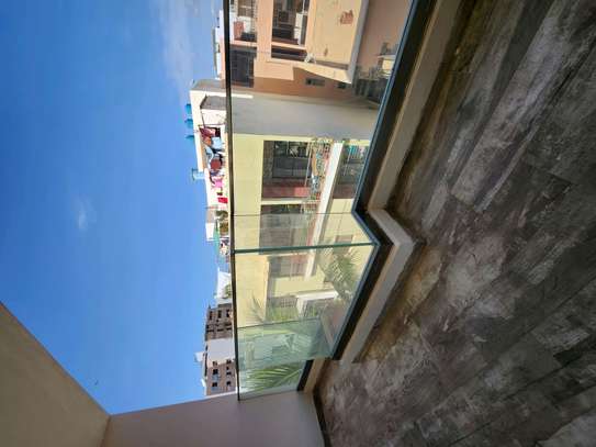 Appartement de 3 chambres et salon aux Almadies image 8