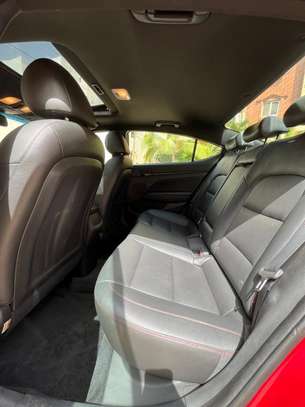 Elantra 2018 image 10