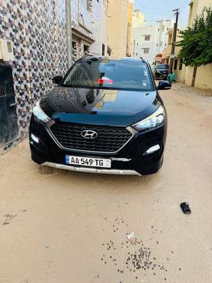 HYUNDAI *TUCSON EVGT* 2017 image 3
