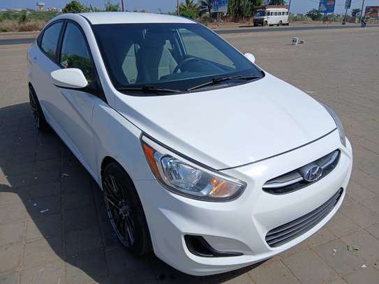 Vente Hyundai Accent 2017 image 2