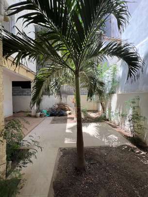 Villa R +1 à vendre au point e image 9