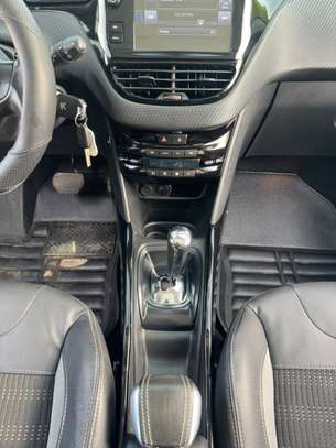 PEUGEOT 2008 2016 image 13