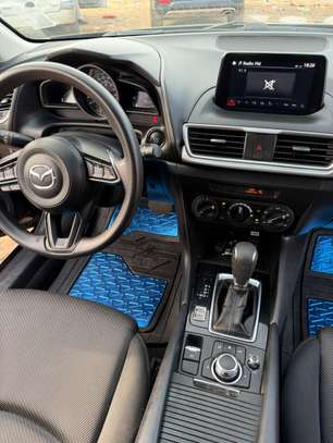 Location Mazda 3 2018 Coupé Sport image 7