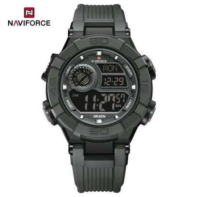 Montre Naviforce authentique image 9