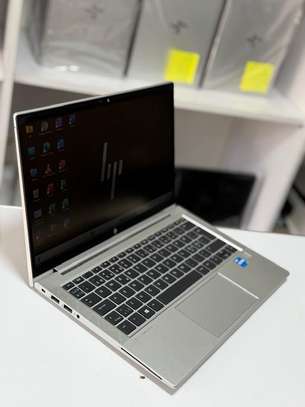Hp EliteBook 830 G8 11ème génération image 4