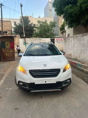 PEUGEOT 2008 image 11
