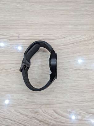 Samsung Watch 4 ( 40 MM ) image 2