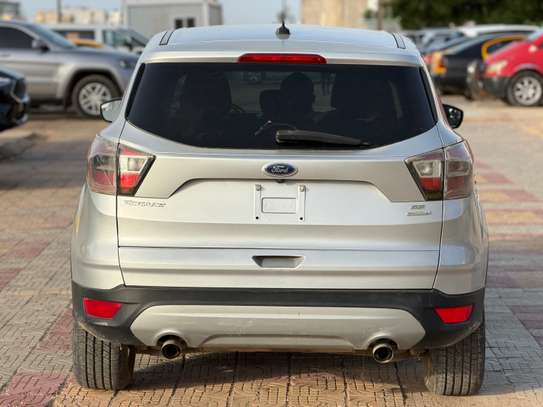 Ford Escape se image 6