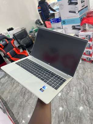 HP ProBook 450 G9 15.6" Intel Core i7 32 Go RAM image 2