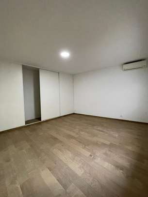 Immeuble Neuf R+6 à vendre au point e image 3