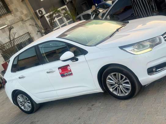 CITROEN C4 2017 image 4
