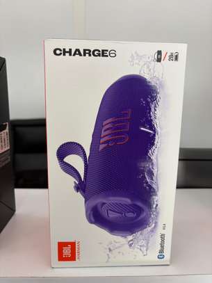 JBL Charge 6 enceinte Bluetooth étanche noir/violet/bleu image 3