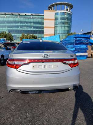 HYUNDAI GRANDEUR 2016 image 3