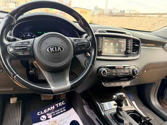 Kia sorento image 11