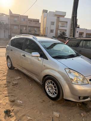 Toyota verso d4d 2009 image 2
