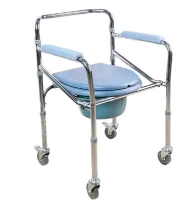Chaise Percée à toilettes Médicale Mobile avec Roulettes image 3