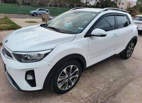 Kia stonic 2018 image 2