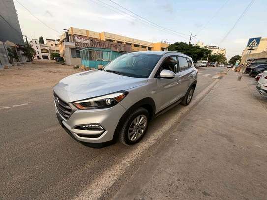 Hyundai tucson SE 2017 automatique ésance 4 cilinder 2.0 image 5