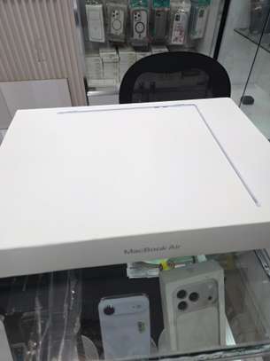Macbook Air M4 2025 15pouces image 4