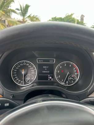 Mercedez benz B250 Anne 2013 image 5