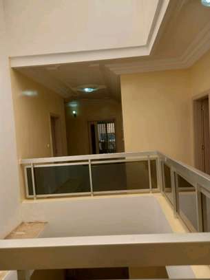 À LOUER au mamelle une villa R+1 Vu sur MER image 3