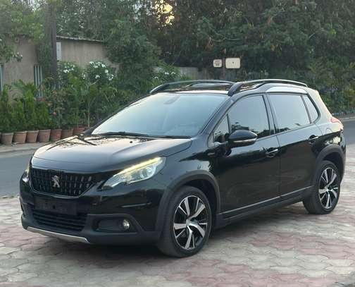 Peugeot 2008 Gt Line manuel diesel venant image 2