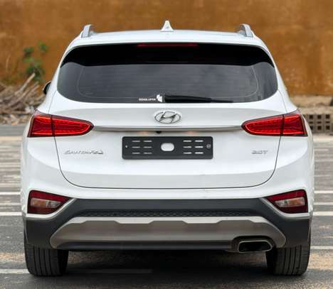 Hyundai Santafe 2019 limited image 6