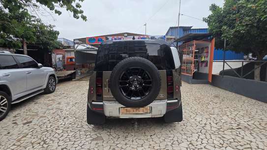 land rover Defender diesel image 7