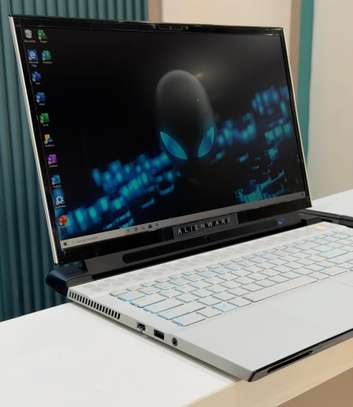 Alienware 15 cor i7 de 9th génération image 4