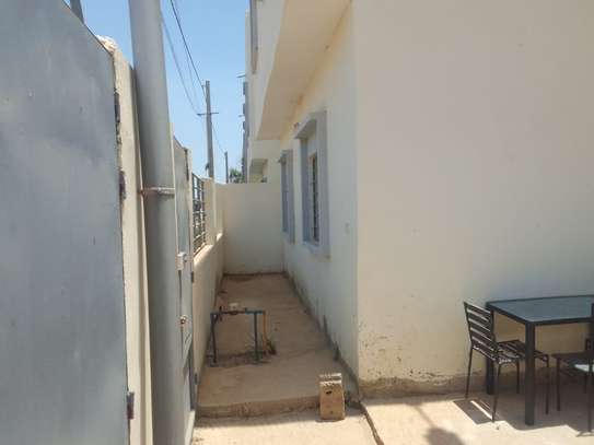 Maison à louer à Niakhirat Cité Corossol image 6