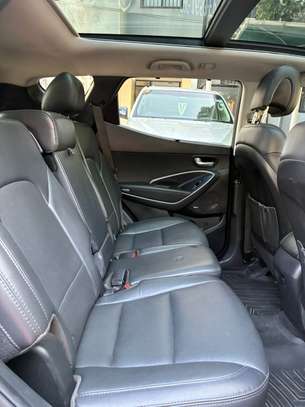 HYUNDAI SANTA FE image 6