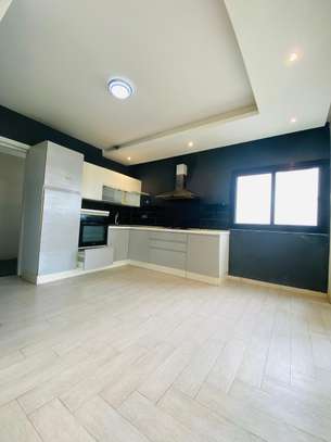 Bel appartement à Yoff Onomo image 3