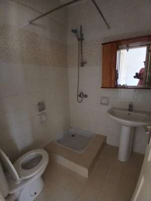 Appt F4 à louer à FANN Residence image 8