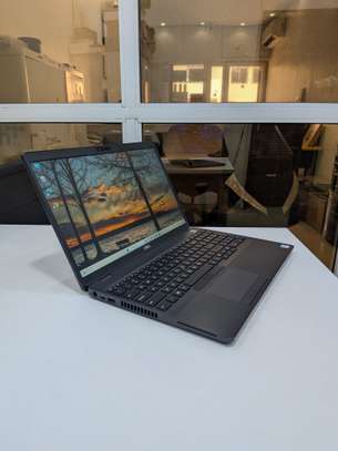 Dell latitude 5550 i7 8iem Vpro 16 512 image 2