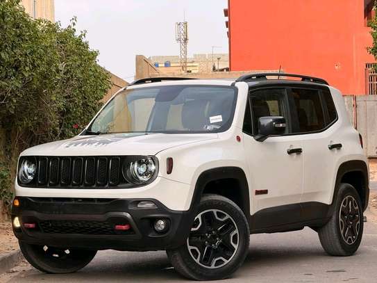 Jeep Renegade Trailhawk 2017 SUV compact blanc robuste image 2