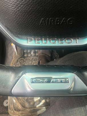 PEUGEOT 5008 2020 image 9