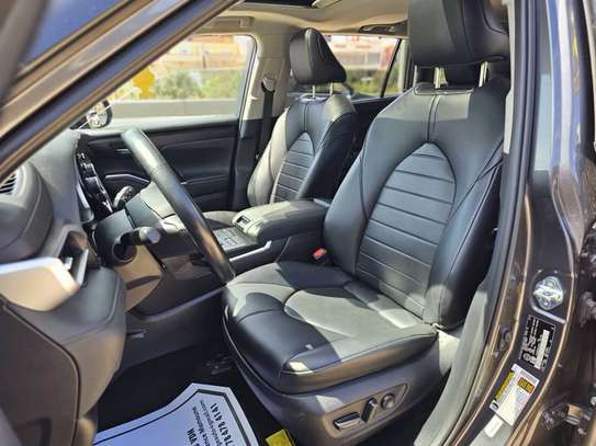 TOYOTA HIGHLANDER 2021 image 3