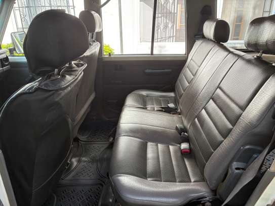 Toyota Land Cruiser 2008 image 8
