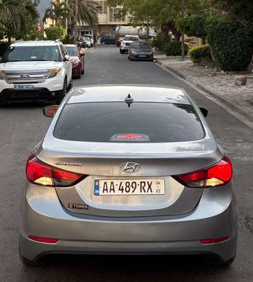 Hyundai Elentra 2016 image 4