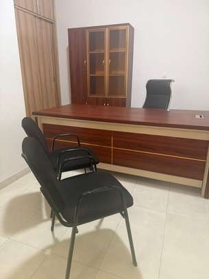 BUREAU DIRECTION & BUREAU SIMPLE à Vendre image 4